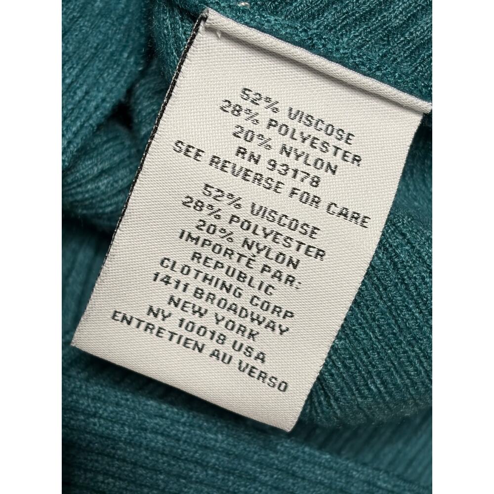 Carmen Marc Valvo Green Ribbed Batwing Knit Top with Zipper Detailing size M - Picture 7 of 9